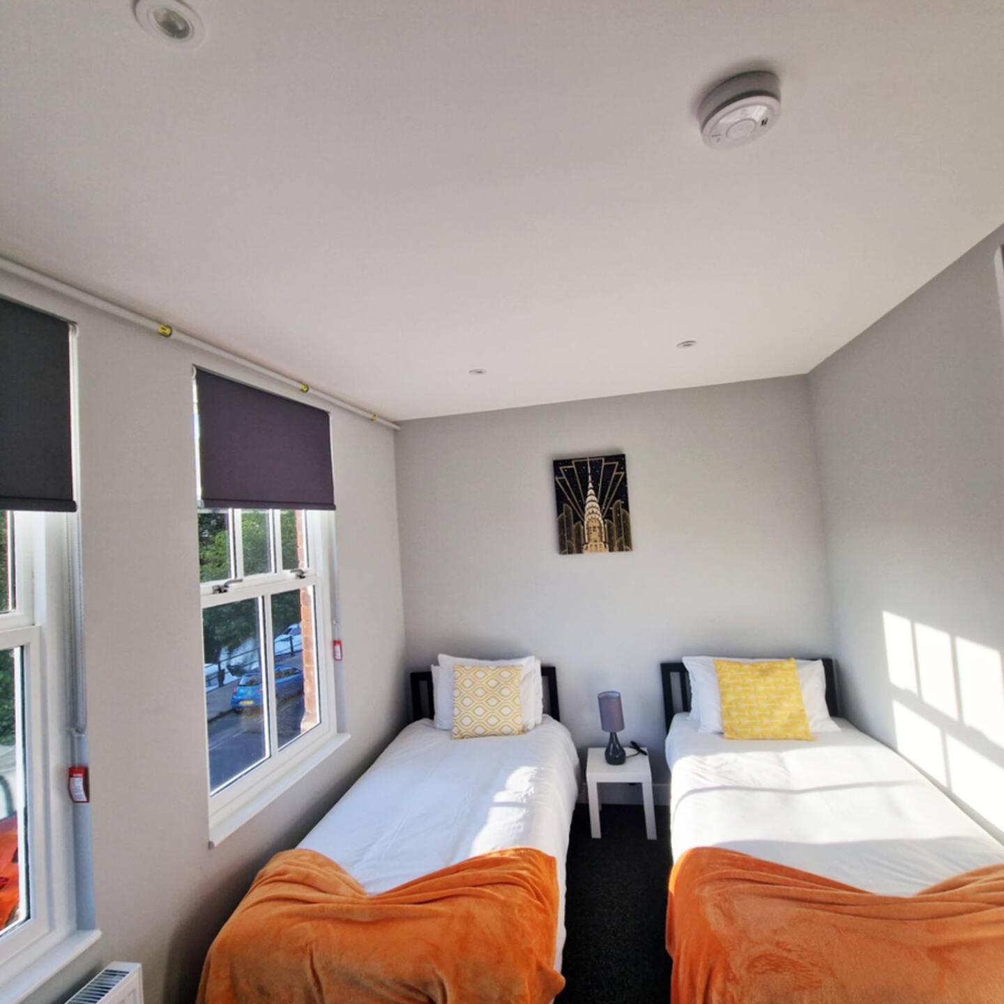 1St Floor Riverview Duplex Flat With Parking Norwich Room photo