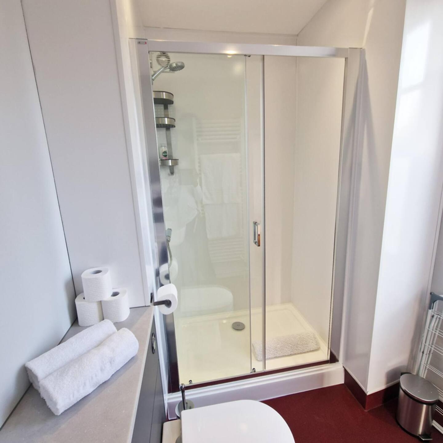 1St Floor Riverview Duplex Flat With Parking Norwich Room photo
